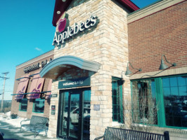 Applebee's Grill outside