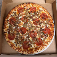 Hunt Brothers Pizza food