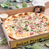 Zalat Pizza food