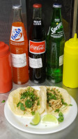Tacos El Chambitas food