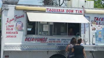 Taqueria Don Tin food