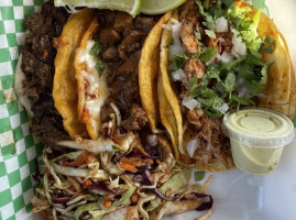 Tacos Los Jarochos food