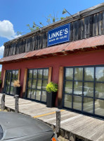 Linke's Bbq outside