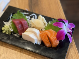 Sushi Koji food