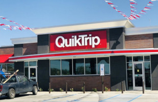 Quiktrip outside