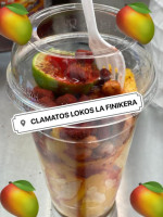 Clamatos Lokos La Finikera food