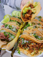 Tacos El Bronco food
