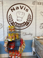 Navis Bakery food