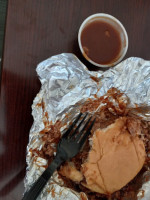 Odom's -b-que food