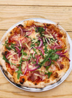 Gabino’s Wood Fired Pizza Co food