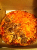 Sal's Brother's Pizza food