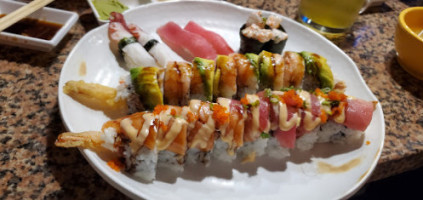 Hello Sushi food