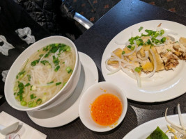 Phở Sông Hải food