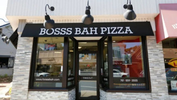 Bosss Bah Pizza food