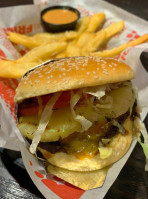 Red Robin Gourmet Burgers And Brews food