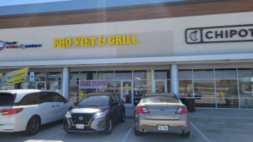 Pho Viet Grill outside