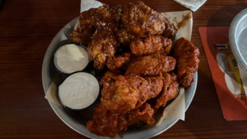 Hooters food