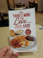 Huddle House food