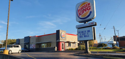 Burger King outside