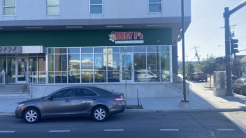 Huey P's Pizzeria And Daiquiris Tulane Ave/mid City outside