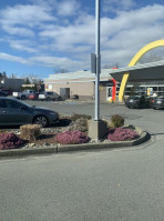 Mcdonald's outside