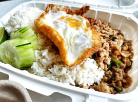 Tuk Tuk Mobile Feast food