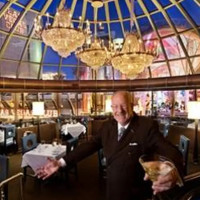 Oscar's Steakhouse at the Plaza Casino inside