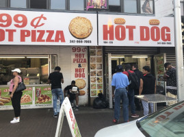 99 Cents Hot Pizza And Hotdog food