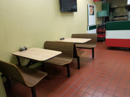 Ameci Pizza Kitchen inside