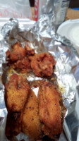 J's Famous Wings food