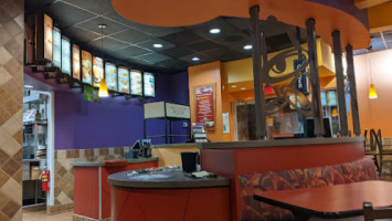 Taco Bell In Lex inside