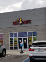 Duck Donuts outside