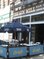 The Gin Mill outside