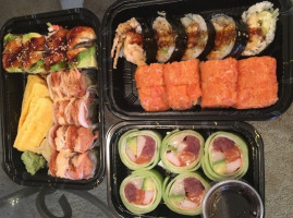 Sushi Circle Turnersville food