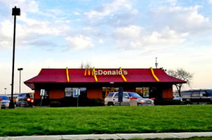 Mcdonald's outside