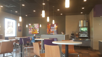 Taco Bell inside