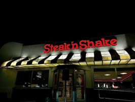 Steak 'n Shake In Pla food