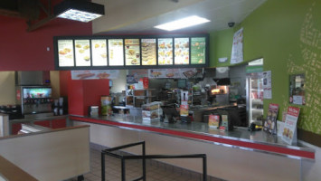 Del Taco inside