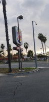 Burger King outside