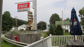 Middle Branch Market Deli outside