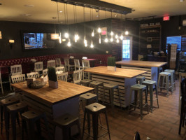 Taphouse 150 inside