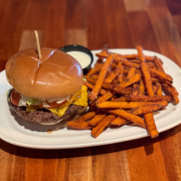 Red Robin Gourmet Burgers And Brews food