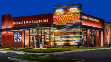 Red Robin Gourmet Burgers In Summerl outside