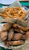 Wingstop inside