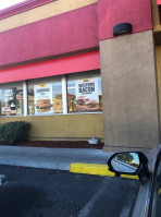 Carl’s Jr. outside