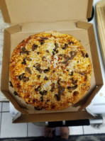 Domino's Pizza food