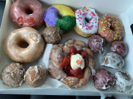 Donuts, Brunch, N' Such food