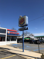 Burger King outside