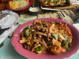 El Loro Mexican food