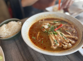 Sao Lao Thai Café food
